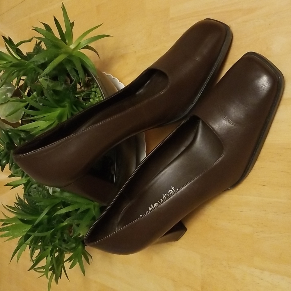 What's What By AEROSOLES Brown Leather Square-toed Pumps 8W Shoes Heels